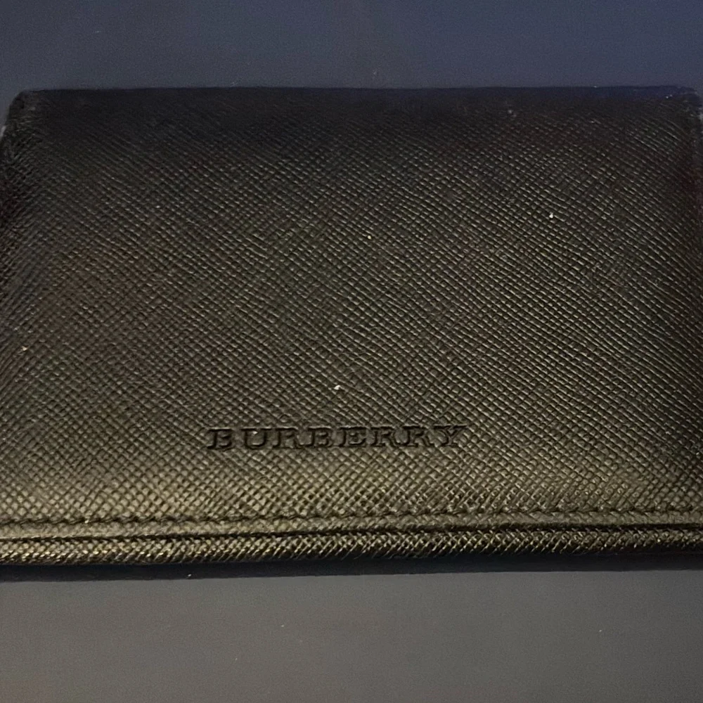 Burberry Textured Black Leather Wallet - Picture 3 of 4